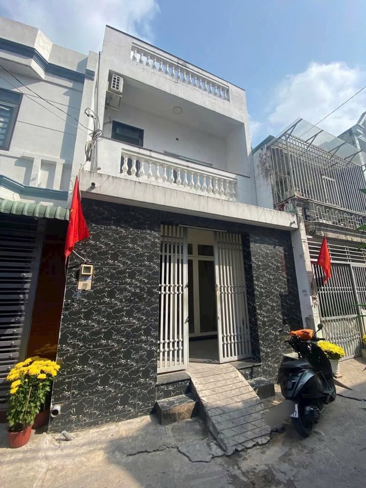 Nhà Riêng Hiệp Thành, Q12 65m² - Full Nội Thất, Sẵn Sàng Ở Ngay!