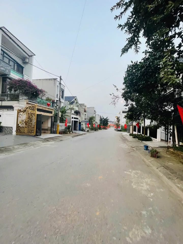 Đất Nền Yên Bái 143.8m² - Sổ Đỏ Sẵn Giao Dịch, Gần Phố Đi Bộ Hào Gia