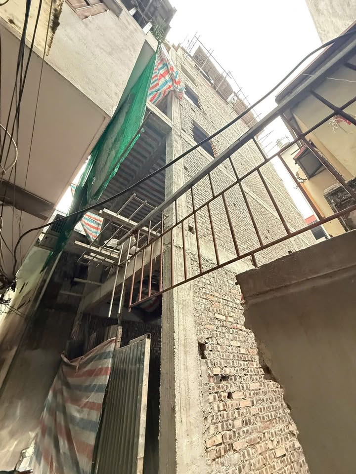 Nhà Phố Hoàng Hoa Thám 48m², 15.8 tỷ - Lô Góc 6 Tầng Thang Máy Đỉnh Cao!