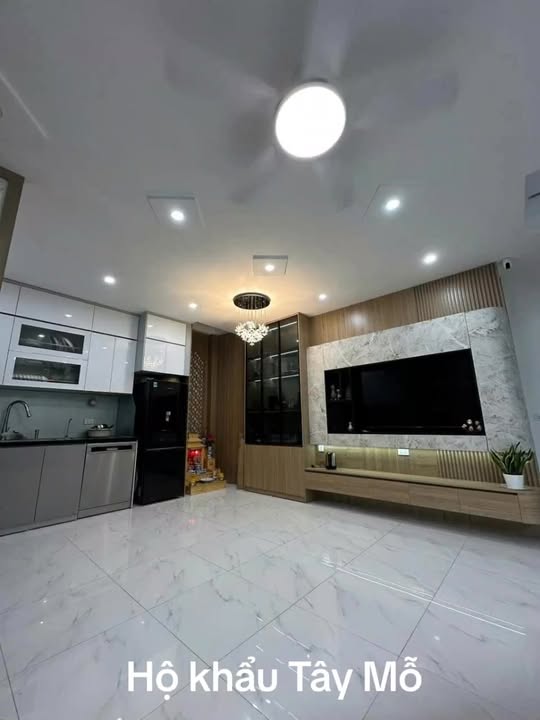Nhà riêng Tây Mỗ 5 tầng 40m² - Tặng full nội thất, giá 5.9 tỷ!