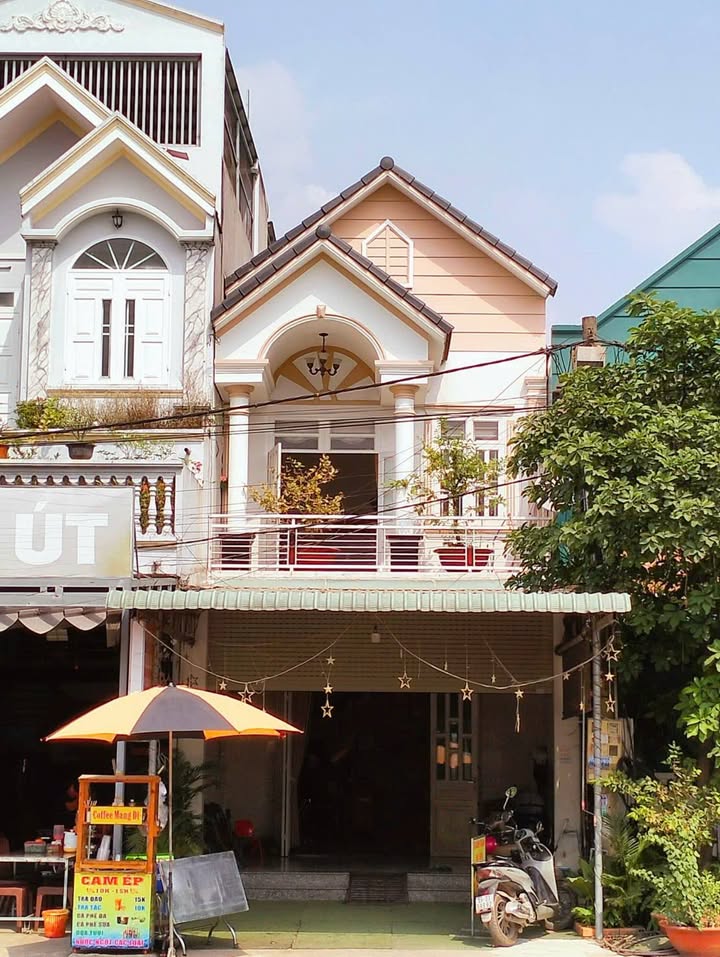 Nhà phố KDC Kim Thanh Tân Uyên 100m² - Mặt tiền kinh doanh đắc địa!