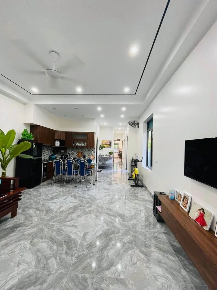 Nhà cấp 4 Ngọc Hà 157m² - Ô tô vào tận nhà, giá chỉ 1.6 tỷ!