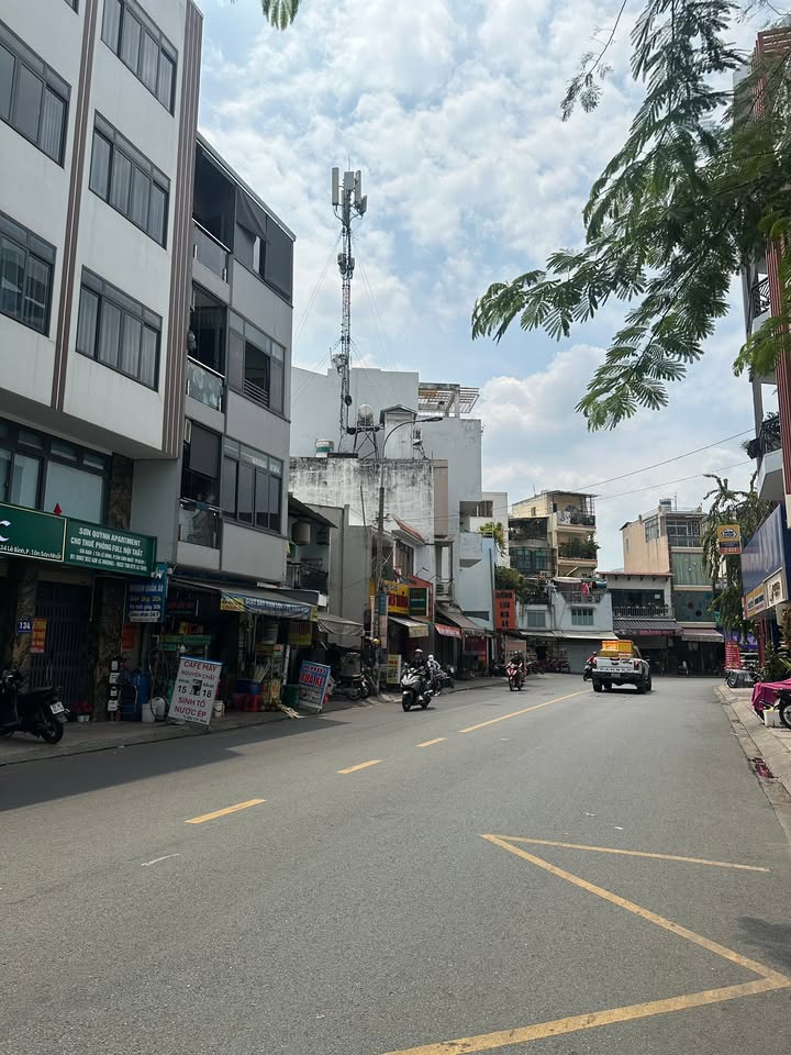 Nhà Mặt Tiền Lê Bình, Tân Bình - Kinh Doanh Sầm Uất, 34m², 8.5 Tỷ