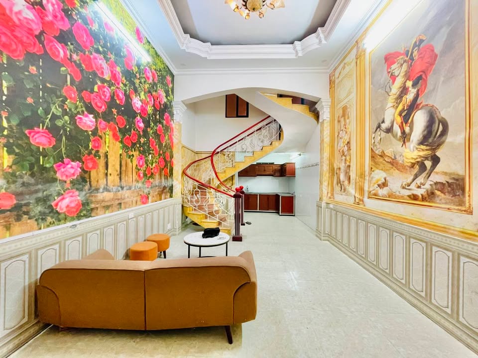 Nhà 33m² 2.x Tỷ, Ngõ 302 Văn Cao, Ngô Quyền - Sổ Hồng