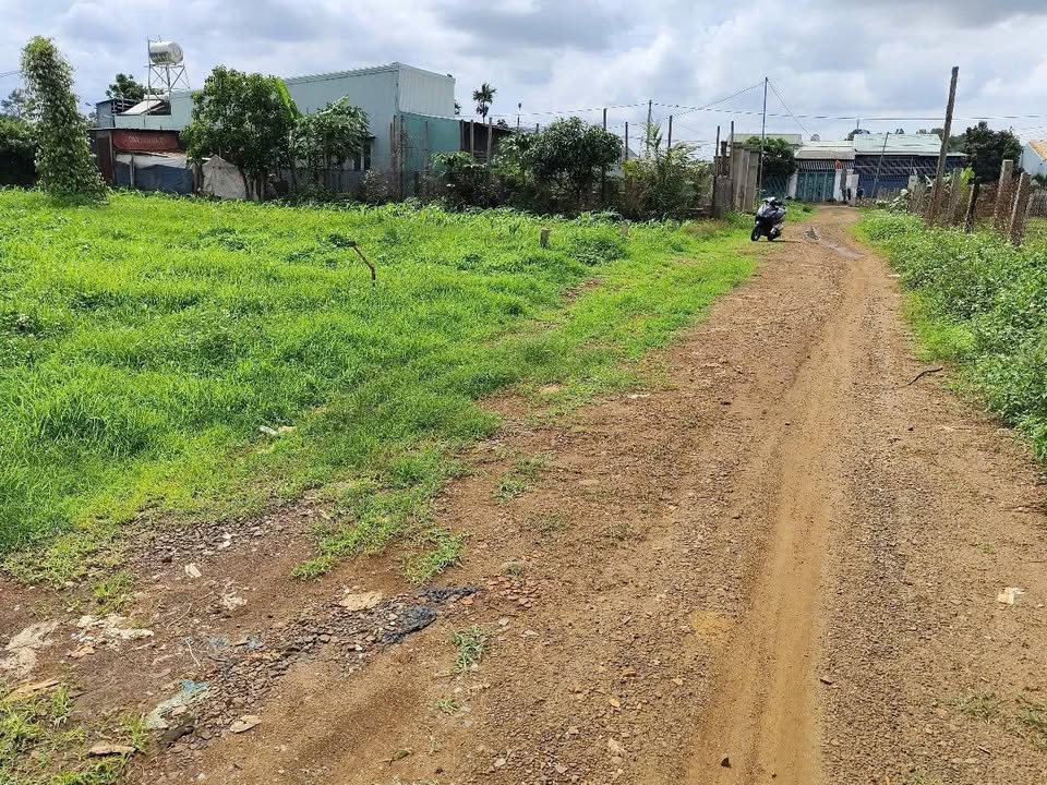 Đất Full Thổ Cư 150m² Phường Yên Thế, Pleiku - 670 Triệu