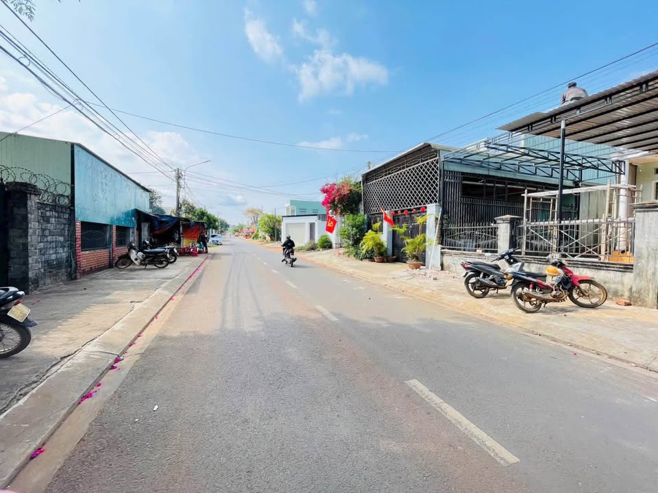 Đất Mặt Tiền Nguyễn Hữu Thọ, Pleiku - 165m² Sổ Đỏ, Giá Đầu Tư Dưới 2.2 Tỷ