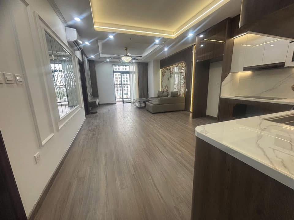 Chung cư Royal City 100m² 3PN - Hơn 15 tỷ - View Quảng Trường