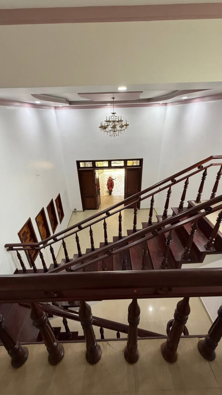 Nhà riêng Buôn Ma Thuột 143m² giá 4.5 tỷ - Sân ô tô rộng rãi!