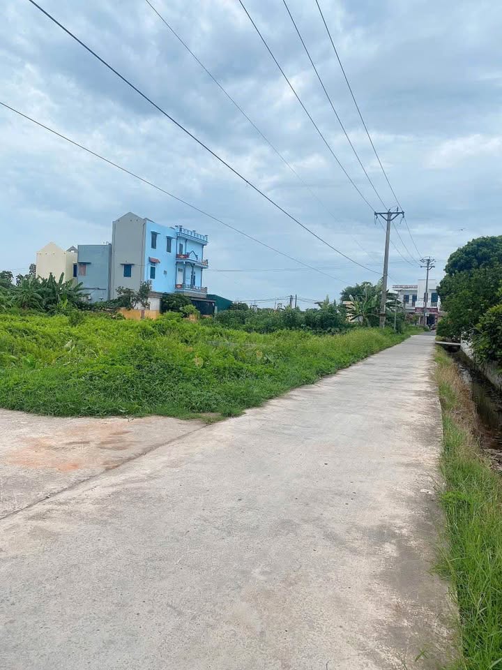 Đất Nền 2 Mặt Tiền Hòa Bình, Kiến Xương - 100m² Giá Tốt