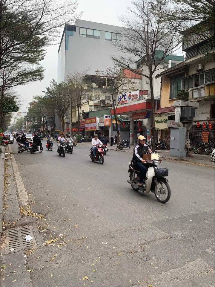 Nhà riêng Khâm Thiên Đống Đa 22m² - Thiết kế 6 tầng, sẵn sàng ở ngay!