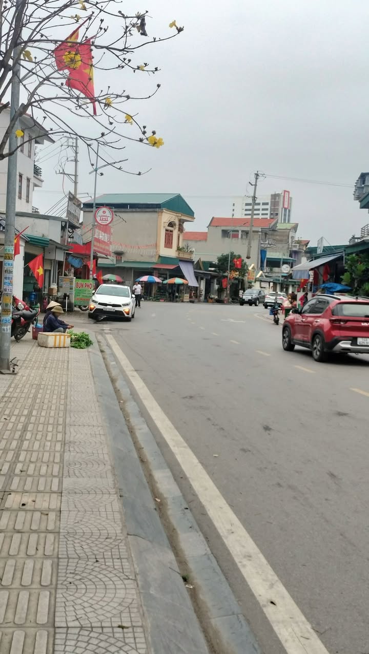 Đất Đường Quang Trung, Quảng Yên 100m² giá 1.5 tỷ - Sổ đỏ chính chủ