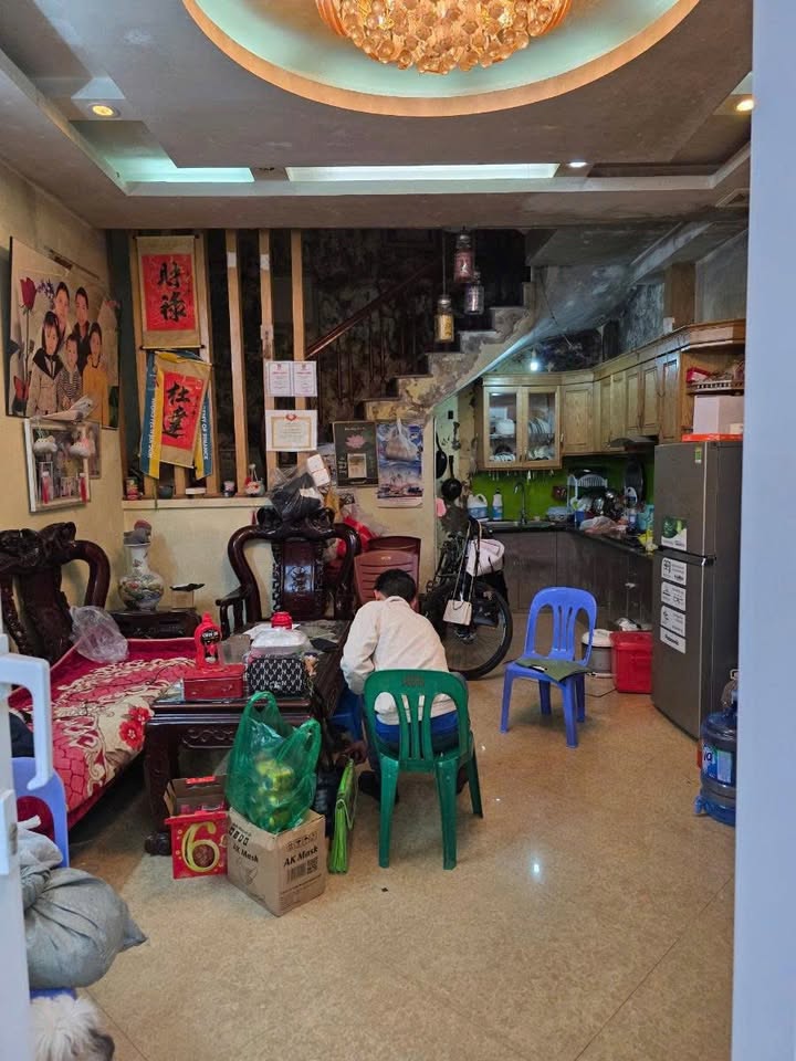 Nhà riêng Xuân Đỉnh 32m² 7 tỷ - Vị trí đẹp, 20m ra mặt đường!