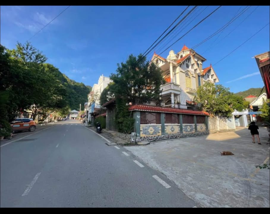Bán Villa Mộc Châu 200m² - 2 Mặt Tiền, Đón Đầu Tiềm Năng Sinh Lời
