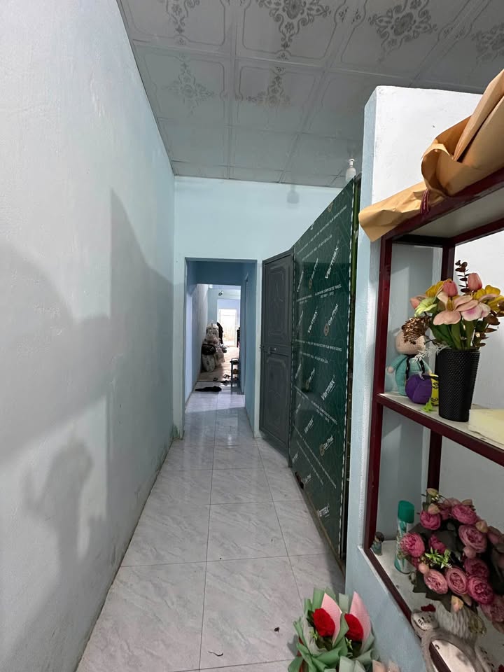 Nhà riêng Kon Tum 165m² giá 1 tỷ - Sổ hồng sẵn, chính chủ!