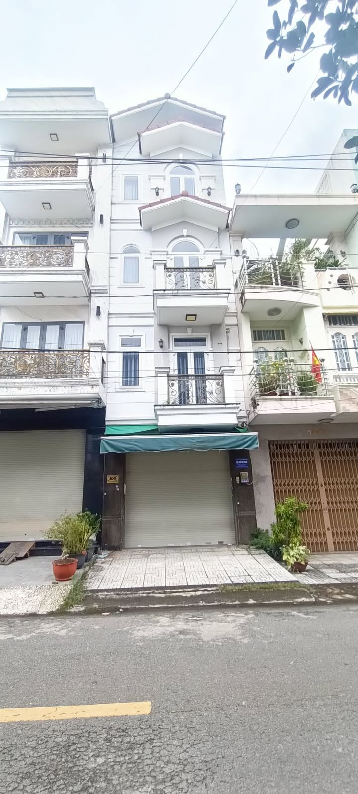 Cho thuê nhà 3 tầng mặt tiền đường Số 3, Tên Lửa, Bình Tân - 25 triệu/tháng