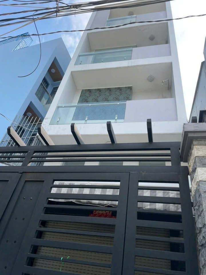 Nhà thuê Văn Thân, Quận 6 12 triệu/tháng - Sẵn sàng ở ngay!