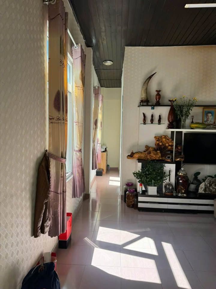 Nhà Phố Đà Lạt 38.3m² Sổ Hồng Riêng - Giá 2.8 Tỷ Đầu Tư Sinh Lời