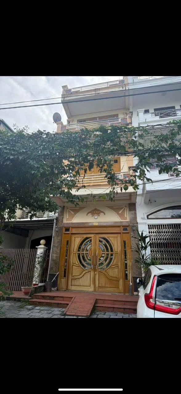 Nhà 3 Tầng 6PN Mạc Đĩnh Chi, Móng Cái - Sẵn Sàng Ở Ngay!