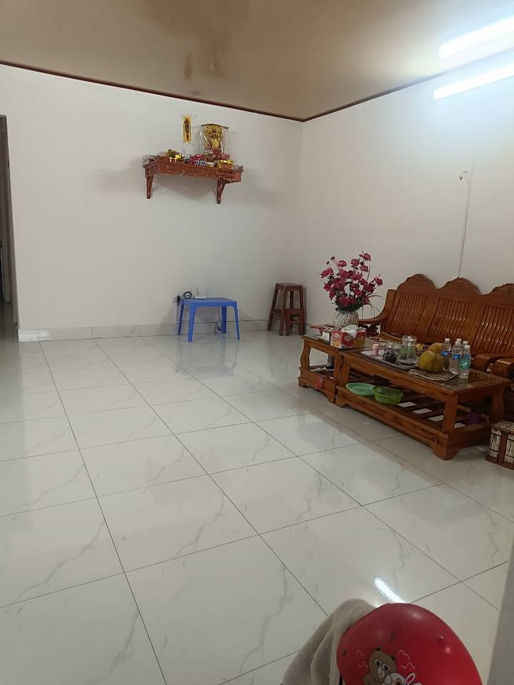 Nhà Cấp 4 Cho Thuê 2PN Gần Cầu Trắng Hải Yên, Móng Cái - Giá Thỏa Thuận