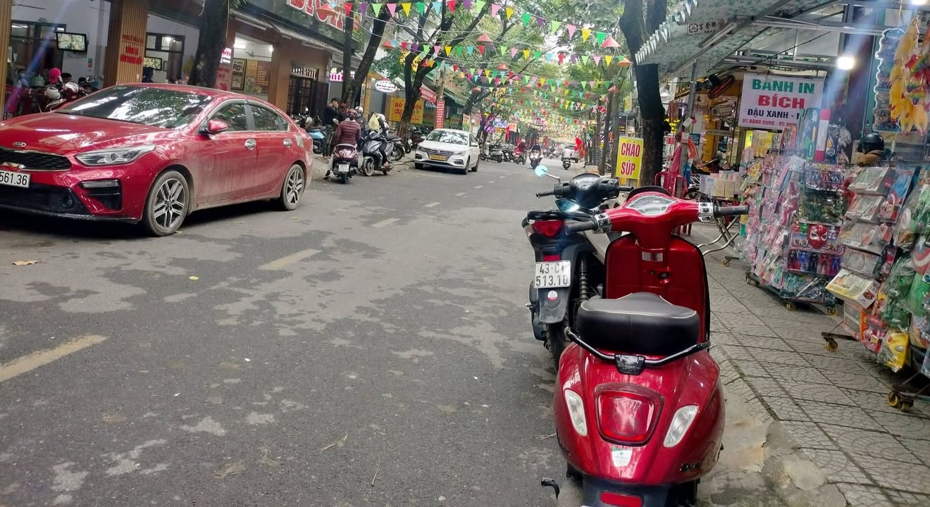 Nhà Mặt Tiền Kinh Doanh 90m² - Ngay Chợ Hòa Khánh, Đà Nẵng - Giá 7 Tỷ