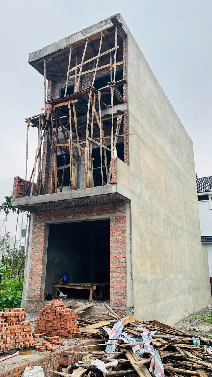 Nhà Riêng An Dương 91m² - Ô tô vào tận nhà, Sẵn sàng ở ngay!