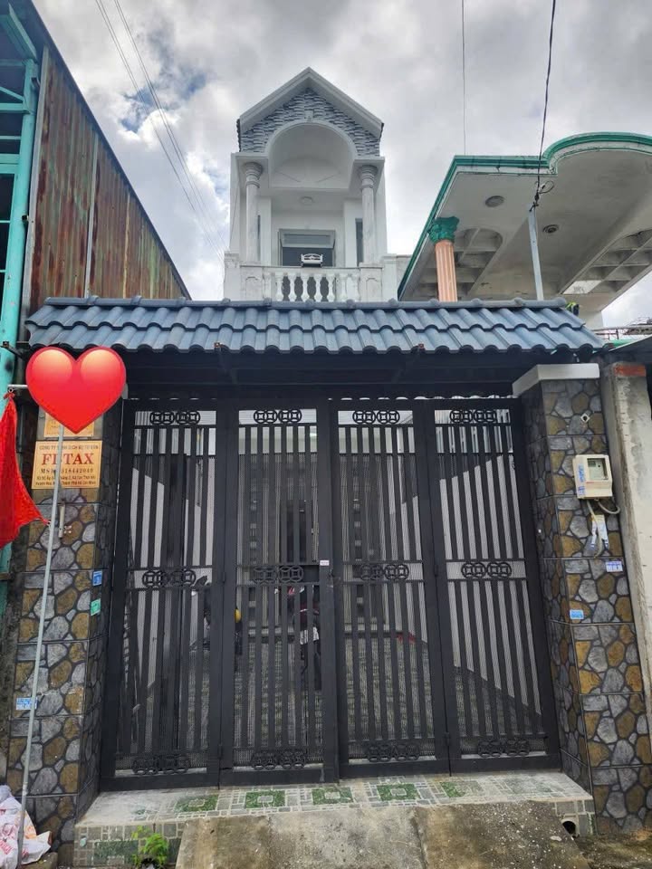 Nhà cho thuê Tân Thới Nhì Hóc Môn 98m² 8 triệu - Mặt tiền kinh doanh