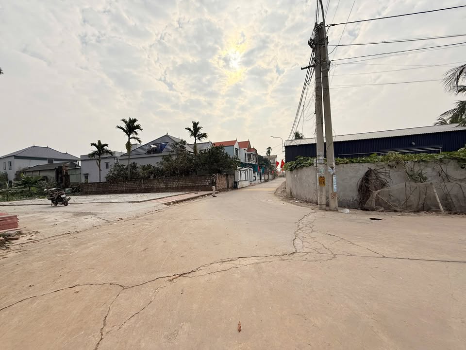 Đất Lô Góc Thường Tín - Mặt Tiền 7m Trục Chính, Sát Vin Olympic