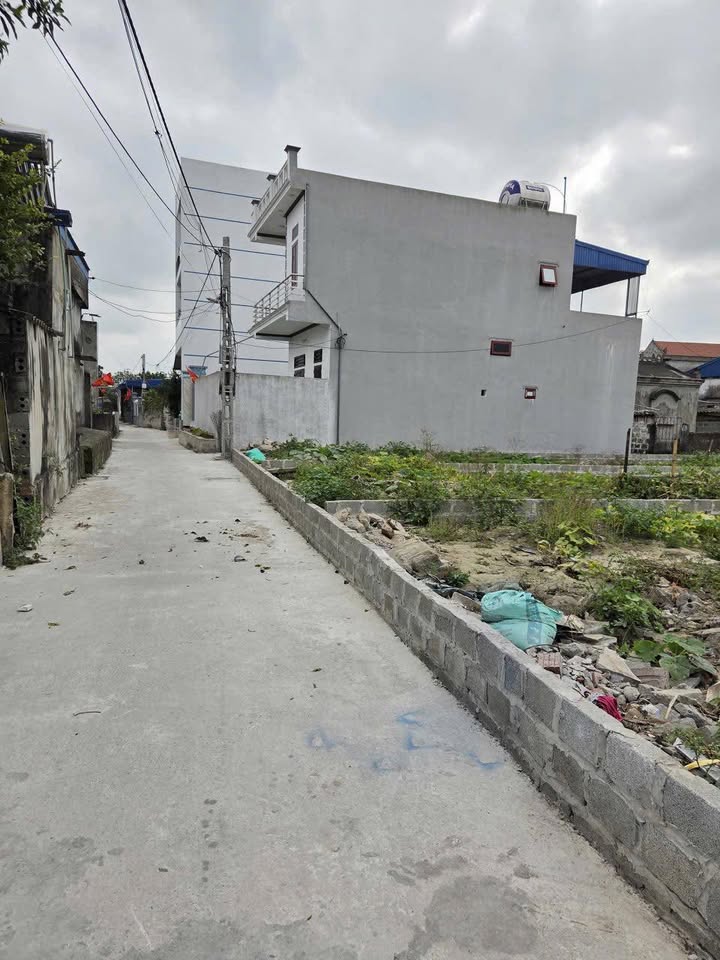 Bán Đất Vụ Bản Nam Định 116m² - Ngõ Rộng Ô Tô, Giá Hơn 1 Tỷ