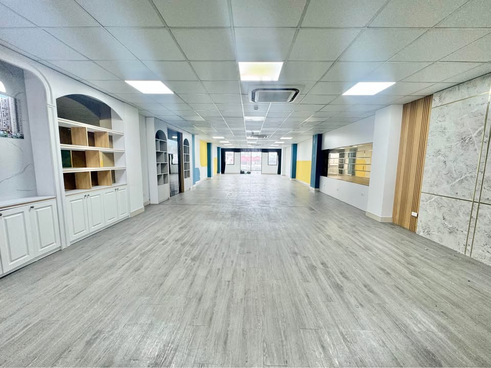 Cho thuê văn phòng 150m² Khuất Duy Tiến, Thanh Xuân - Giá 25 triệu/tháng