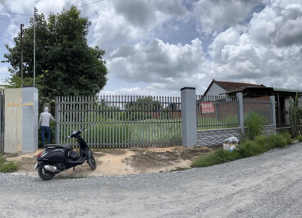 Đất Vàng Xã Bàu Năng - 400m² TC, Sổ Đỏ Rõ Ràng, Kinh Doanh Sầm Uất