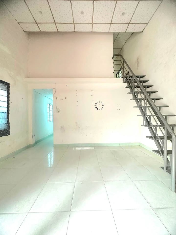 Nhà Gác Lửng 75m² Hoàng Văn Thái, Đà Nẵng - 4PN, Sổ Hồng, Hơn 3 Tỷ