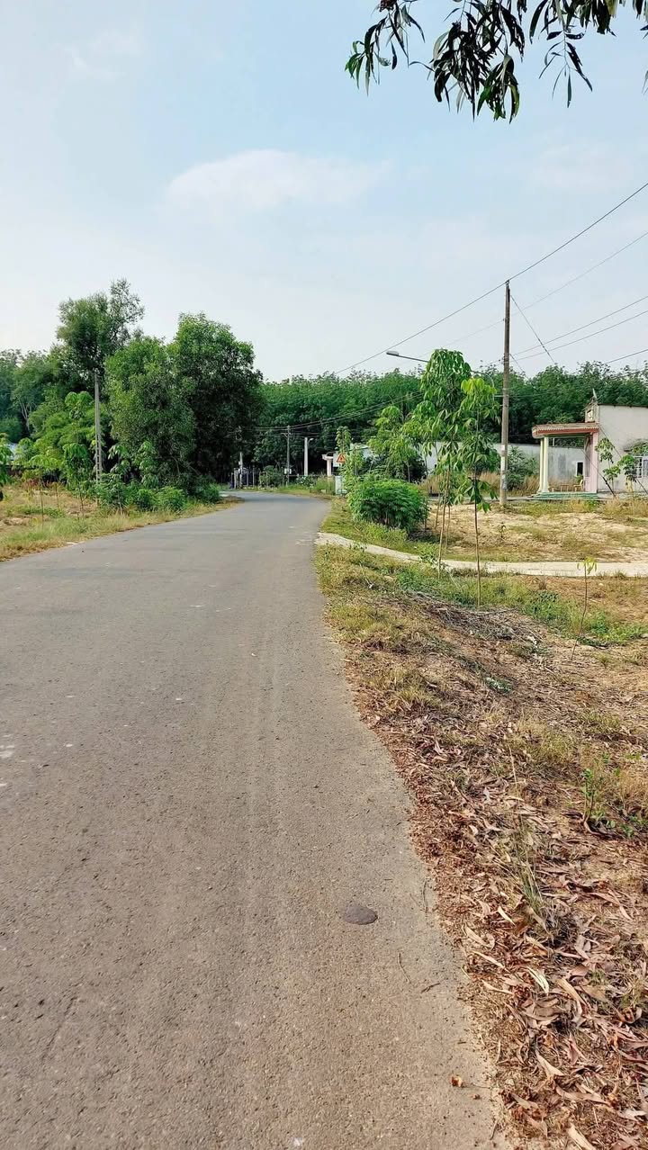 Đất nền Long Nguyên Bình Dương 200m² - Sổ hồng sẵn, giá tốt!