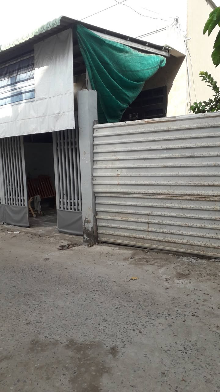 Nhà riêng 240m² Quận Ninh Kiều - Vị trí đẹp, KDC Giáo viên Đại học