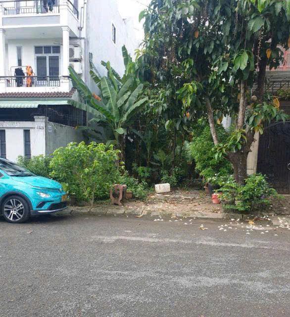 Đất nền Khu Nam Long Quận 9 140m² giá 13.5 tỷ - Sổ hồng chính chủ!