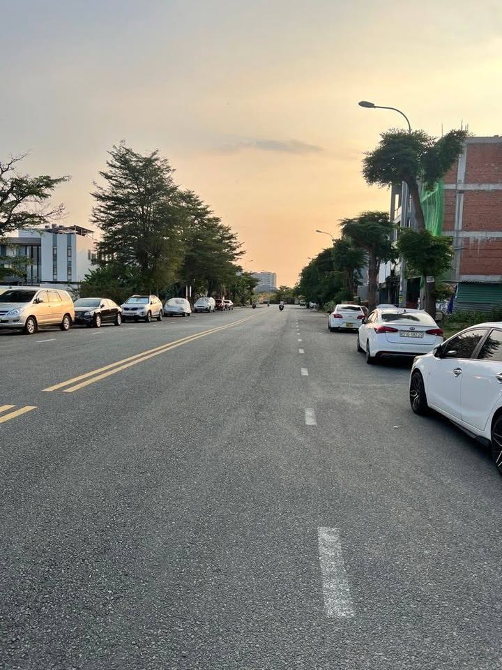 Đất nền Thủ Đức 120m² - Tiềm năng tăng giá mạnh, xây cao tầng!