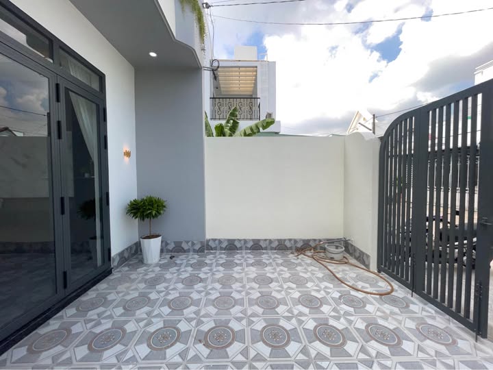 Nhà Mặt Tiền Lô Góc Đinh Lễ - Nguyễn Cảnh Dị, Rạch Giá - 85m² Giá 3.38 Tỷ