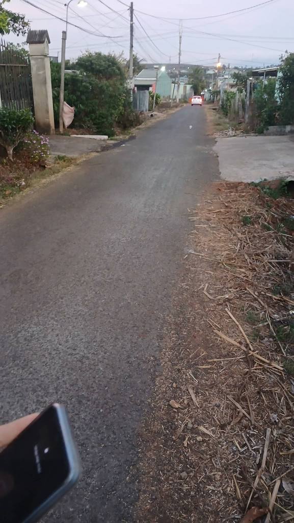 Đất nền Hoàng Diệu Đắk Đoa 350m² - Sổ đỏ chính chủ, tiềm năng sinh lời!