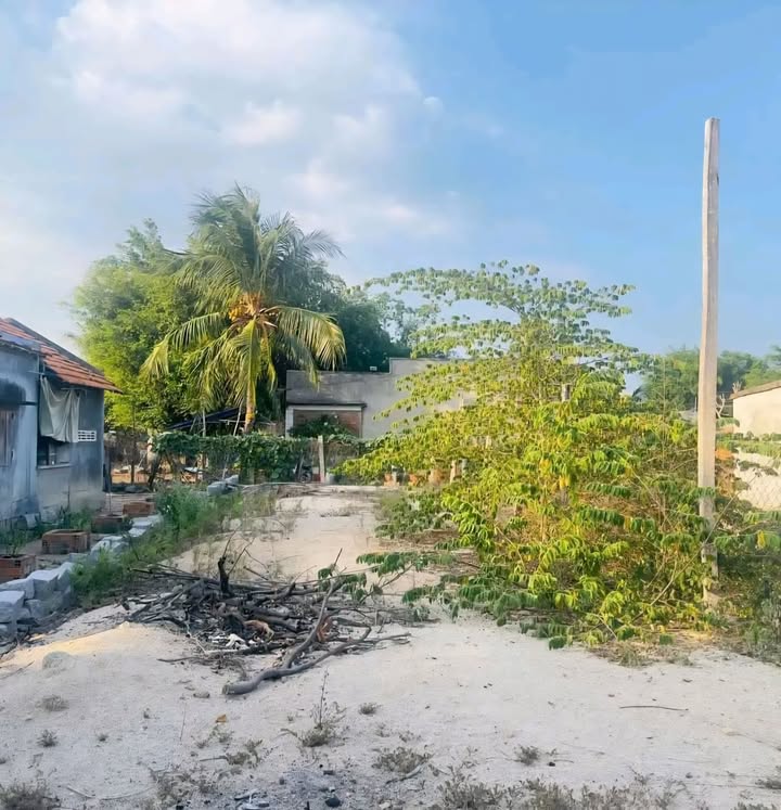 Đất thổ Vạn Lương 105.1m² sổ đỏ - Giá 580 triệu, đường 13m