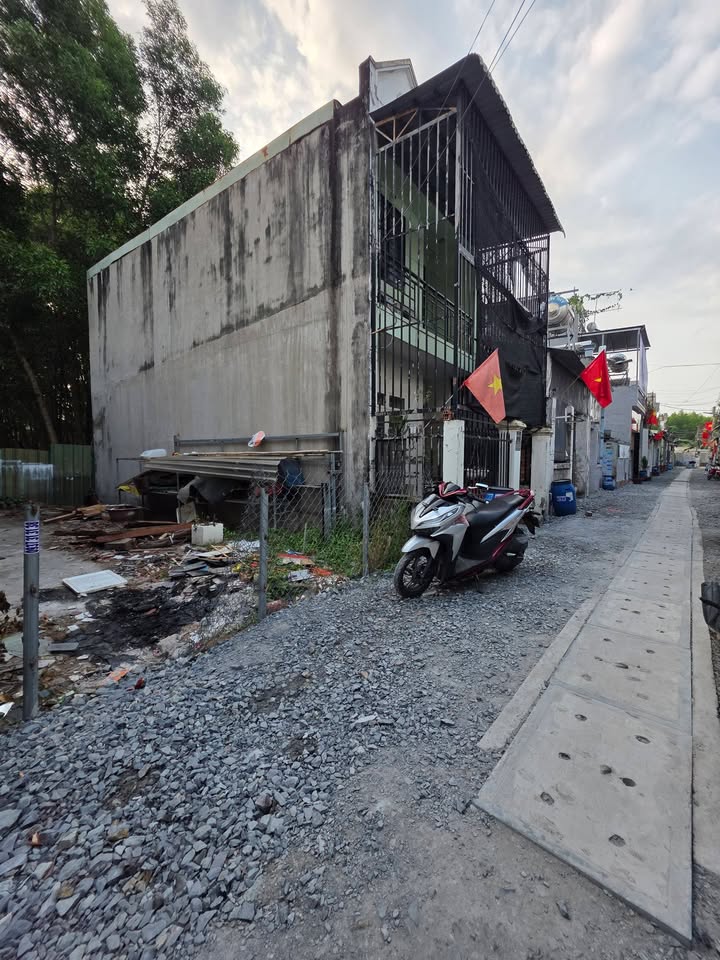 Đất nền Dĩ An 57m² - Sổ đỏ chính chủ, gần TT Y tế