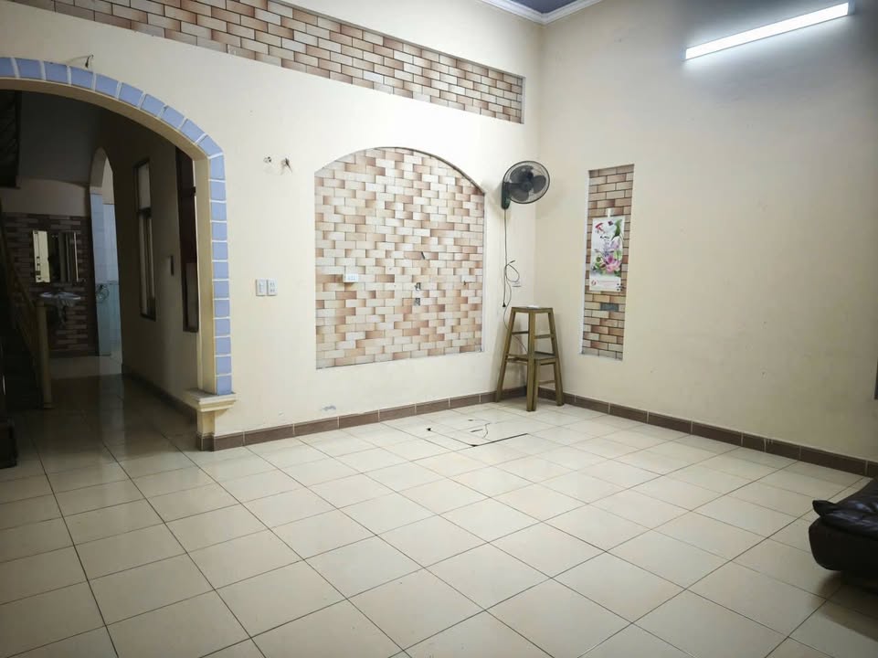 Nhà Sân Vườn Cẩm Thạch, Cẩm Phả 3 triệu/tháng - Giá tốt hiếm có!