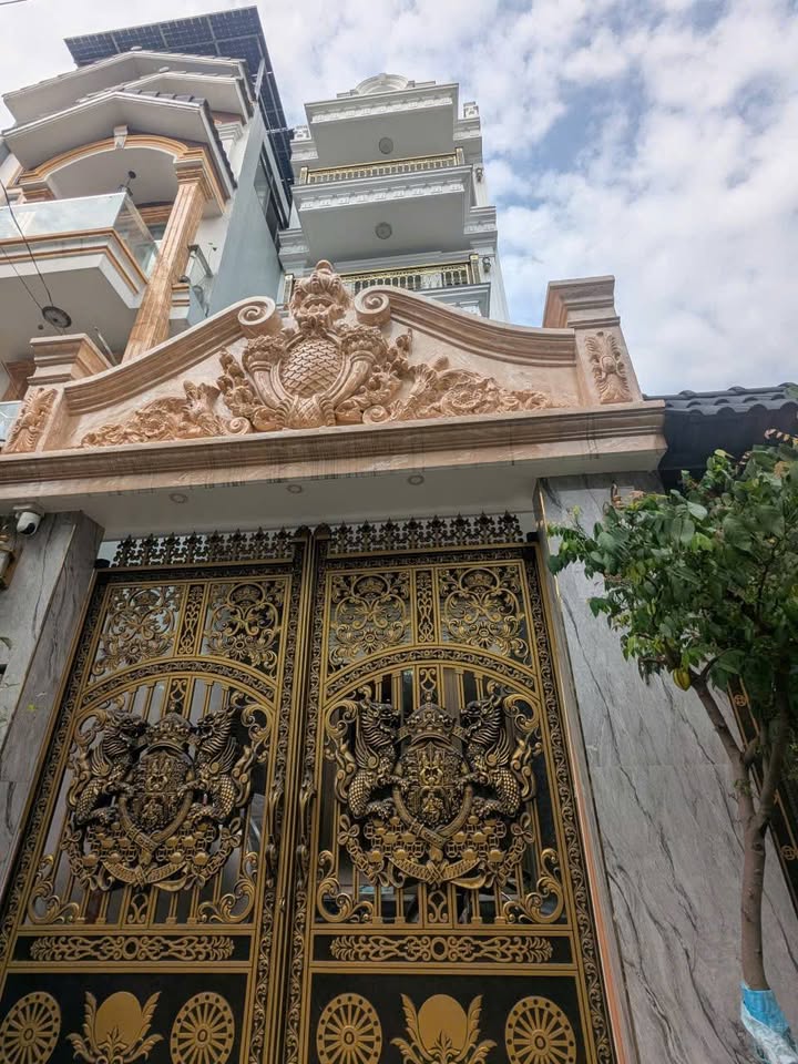 Nhà Mặt Tiền Lê Văn Quới Bình Tân 120m² - Kinh Doanh Đỉnh Cao, Ở Sướng!