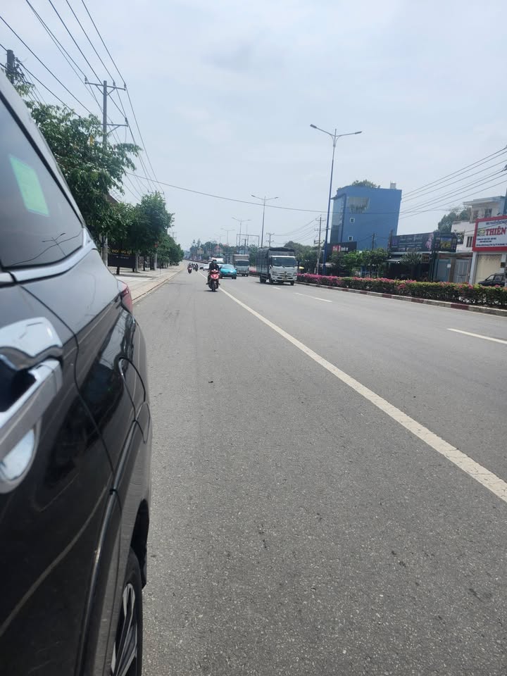 Mặt Tiền QL13 Phú Giáo - Kinh Doanh Đa Ngành, Giá 9 Triệu/Tháng