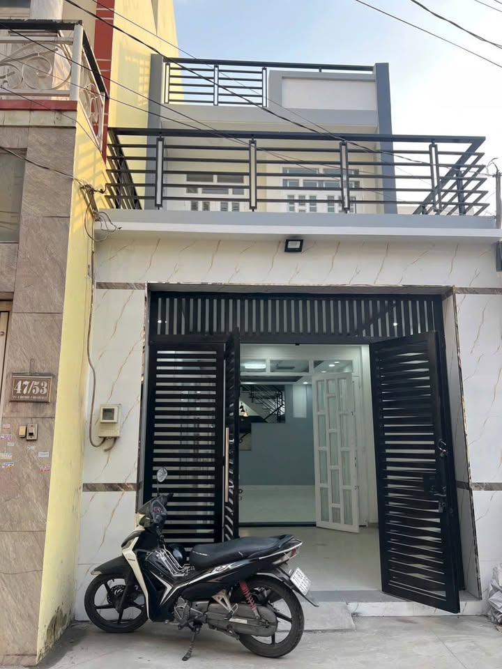 Nhà riêng Bình Tân 80m² - Hẻm ô tô thông, sẵn sàng ở ngay!