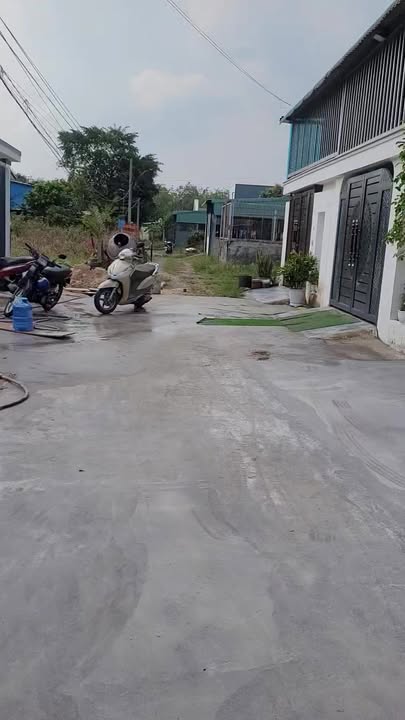 Nhà Gác Lửng 130m² - Tân Định, Bắc Tân Uyên - Giá 2.2 Tỷ - Sẵn Sàng Dọn Vào Ở