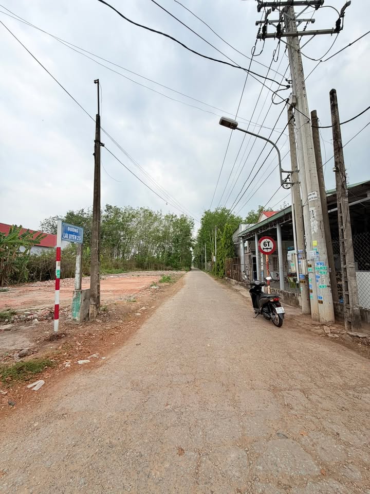 Đất Lai Uyên 100m² Sổ Hồng Sẵn Sàng - Giá 999 Triệu Gần QL13
