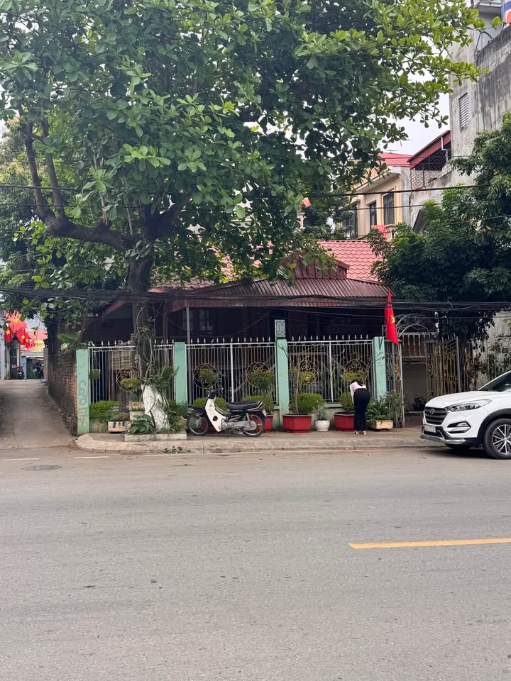 Bán Đất Sóc Sơn 200m² Sổ Đỏ Full Thổ Cư - Mặt Tiền Lò Văn Giá