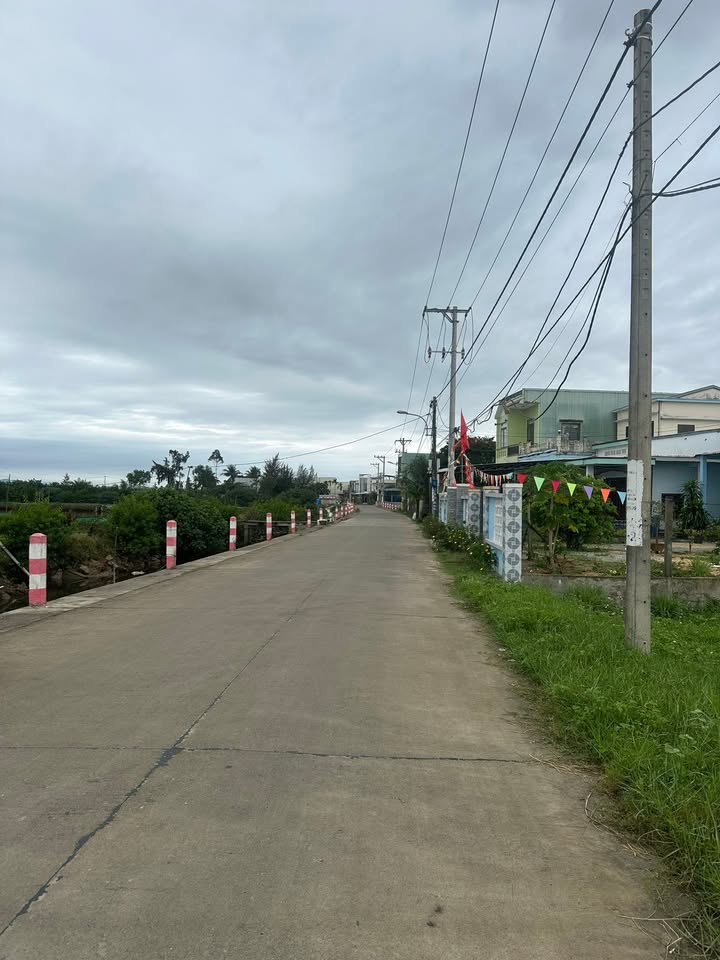 Đất nền Núi Thành 150m² - Trục chính, sổ đỏ sẵn, đầu tư ngay!