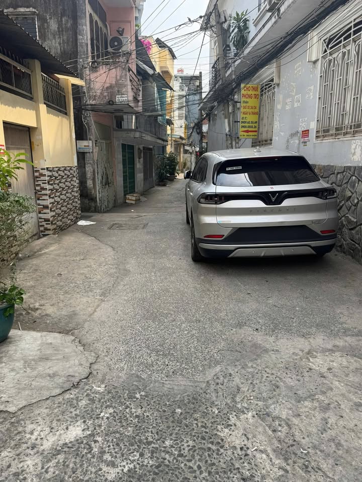 Nhà 32m² Phường 22 Bình Thạnh - Giá 6.2 Tỷ, Sổ Hồng, 3PN