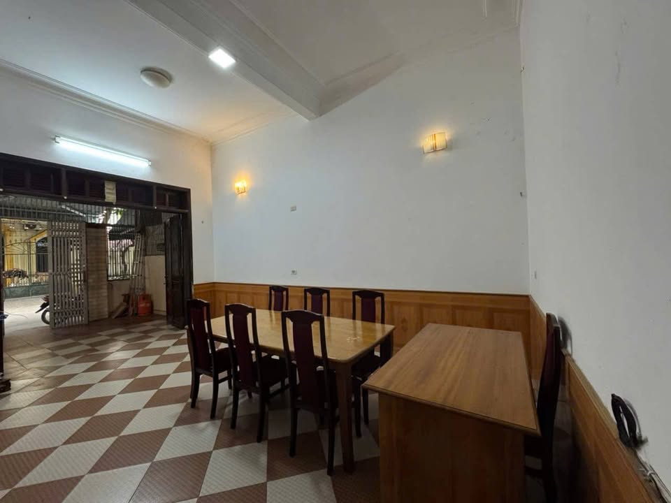 Nhà riêng Phường Trường Thi, TP Vinh 120m² - Vị trí đẹp!