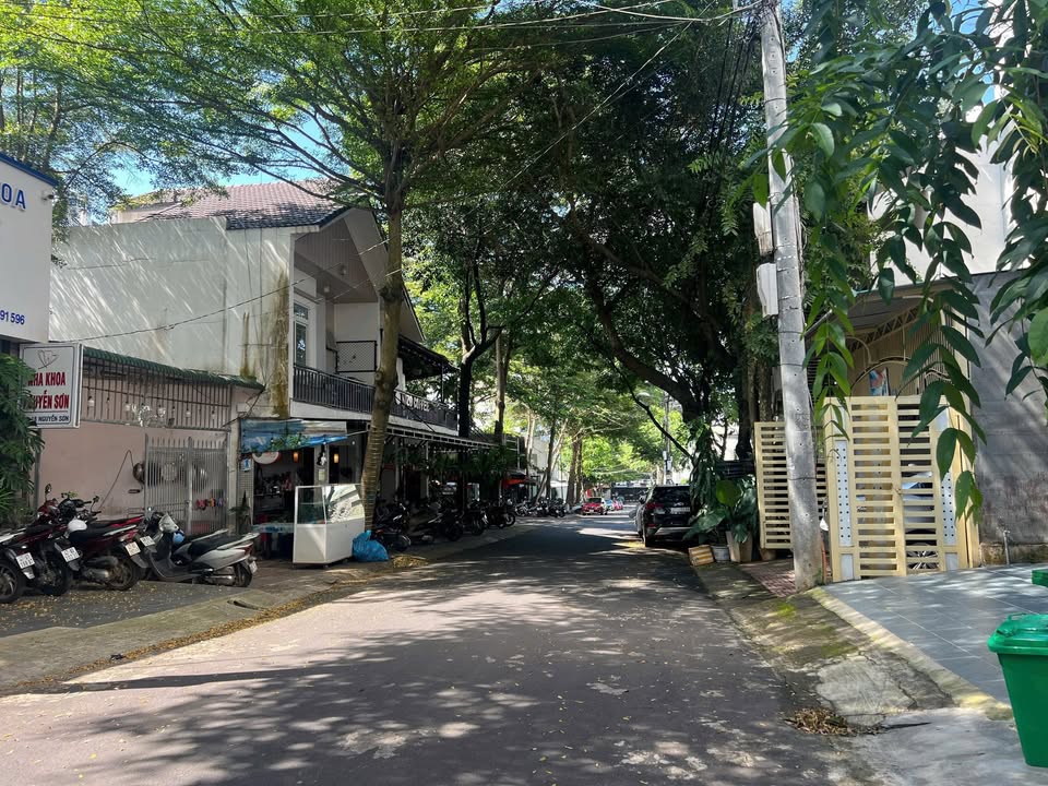 Nhà Mặt Tiền Kinh Doanh Đặng Thai Mai - Nguyễn Sơn, BMT, 120m², 16 Tỷ